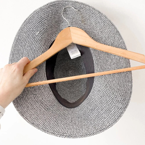 Betmar New York  Wide Brim Sun Hat White Black White Black - Picture 4 of 7